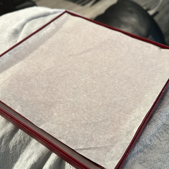 - Cartier scarf  brand new with box - Picture 6 of 7